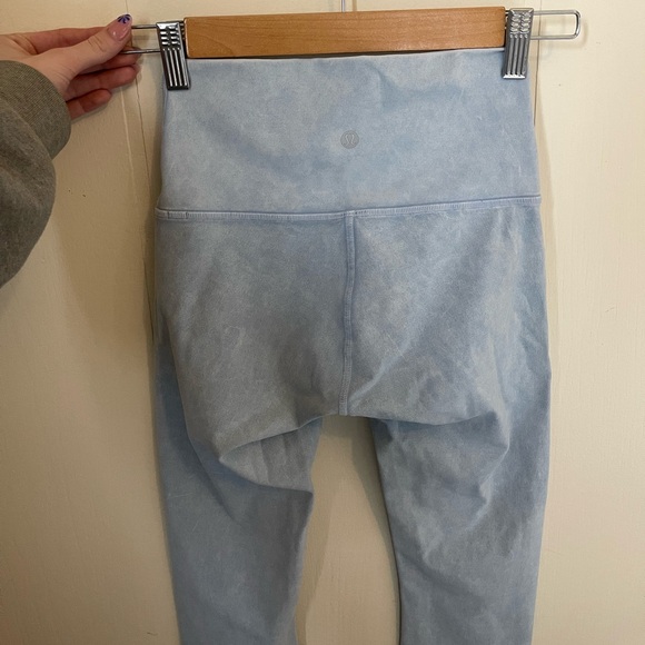 LULULEMON WUNDER UNDER - Picture 3 of 4